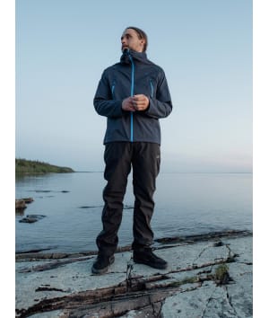 2117 7524901 men skogmo pants black front
